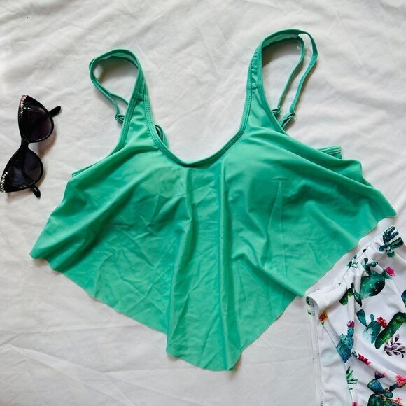 New Without Tags Turquoise Swim Top Flowy Tankini Swimsuit Size L - Picture 1 of 7